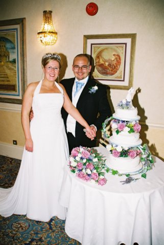 charliesweddingcakebychristineberry.jpg