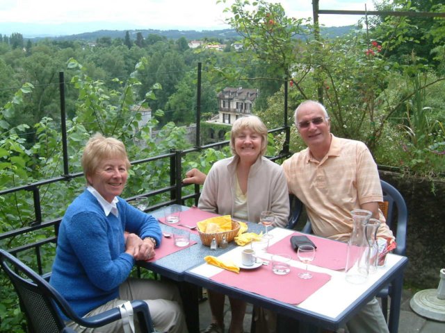 cafebalconyoverlookingnavaronne.jpg