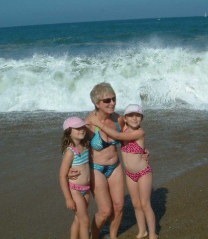 bridgetandthegirlsonlabennebeach.jpg
